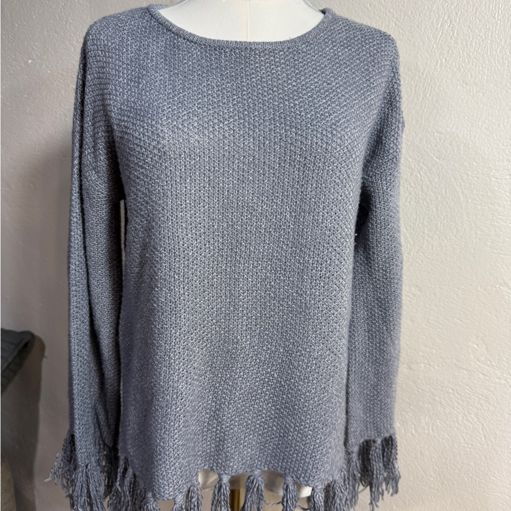 Olive + Oak Grey Fringe Hem Knit Sweater – Size XS